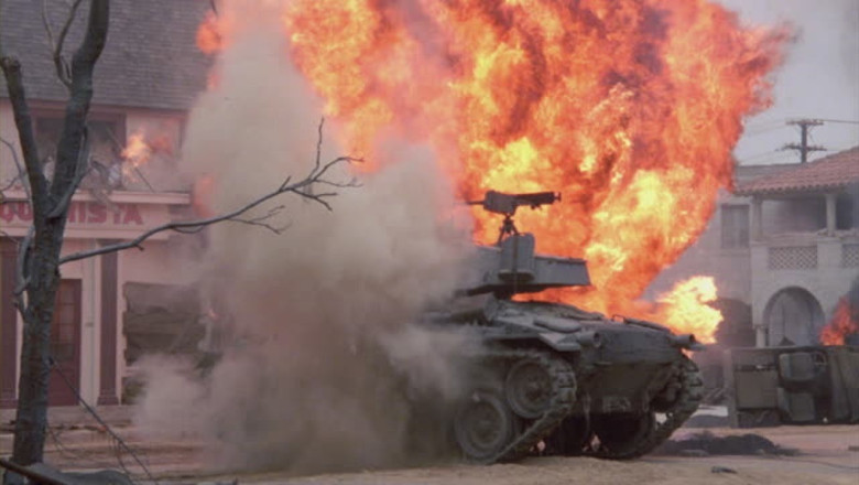 RUSSIAN TANK IS PULVERIZED AND RUSSIAN SOLDIERS ARE SAYING THEIR ARMY IS IN 'STONE AGE' || 2022