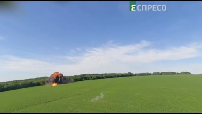 Incredible video camera from Russian pilot : Moment Another Russian aircraft is shutdown -