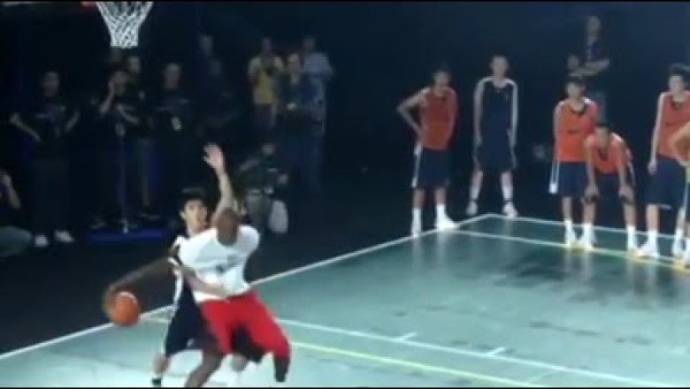 Kobe Bryant shows off his amazing 1-on-1 skills - SICK MOVES (Shanghai 2014)