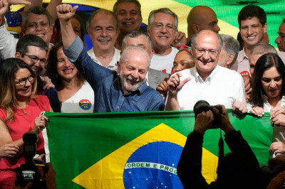 Lula defeats Bolsonaro to again become Brazil's president