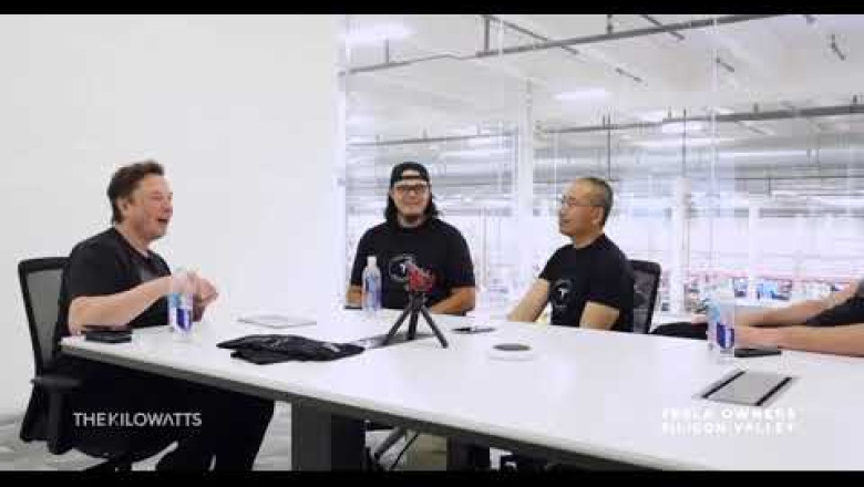 Elon Musk says Twitter Blue is a piece of sh**