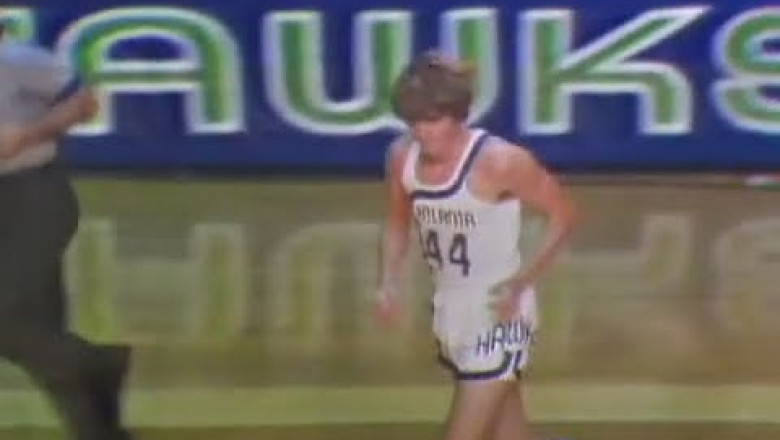Pistol Pete Maravich's pro debut - 1970.10.17 Milwaukee Bucks @ Atlanta Hawks [HD]
