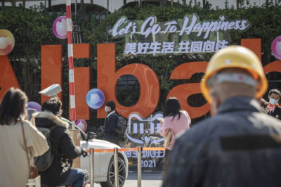 Cohen Turns Sights on Alibaba. This Time Meme-Stock Traders Might Not Follow.