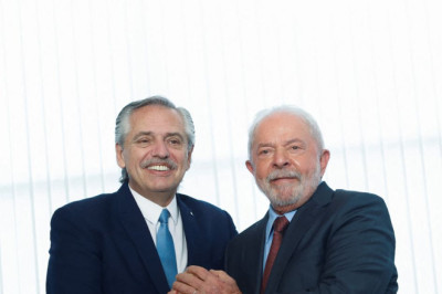 Brazil and Argentina to discuss common currency