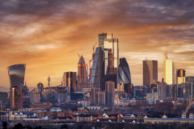 European markets cautious as investors weigh economic outlook