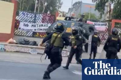 Police violently raid Lima university and shut Machu Picchu amid Peru unrest