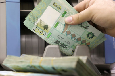 Lebanon devalues official exchange rate by 90%
