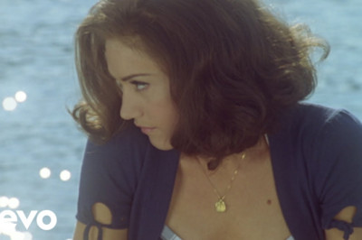 Gwen Stefani - Cool (Official Music Video)