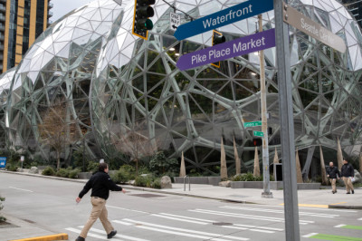 Amazon tells employees to be in the office at least three days a week