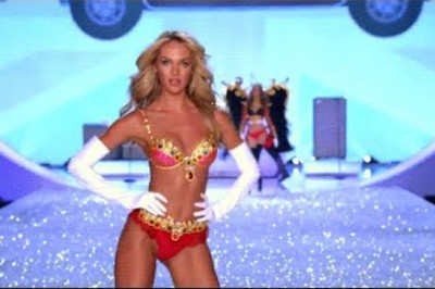 Top 10 Best Walks at the Victoria's Secret Fashion Show OPENINGS