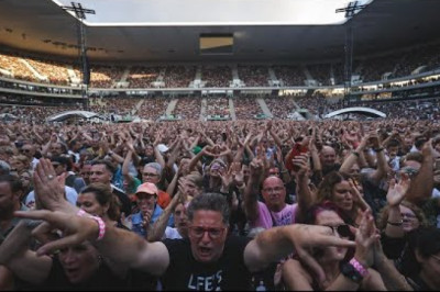 DEPECHE MODE LIVE BORDEAUX - MEMENTO MORI WORLD TOUR