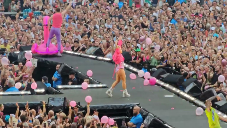 Pink live in Vienna and Cologne - Köln Full Show / Konzert vom 08.07.2023 / Summer Carnival Tour