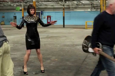 Shootin' Sinéad O'Connor for 'I'm Not Bossy, I'm The Boss'