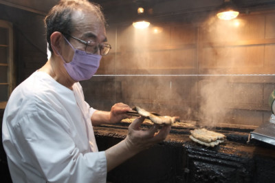 The best eel in Japan. 100 year old grilled eel restaurant