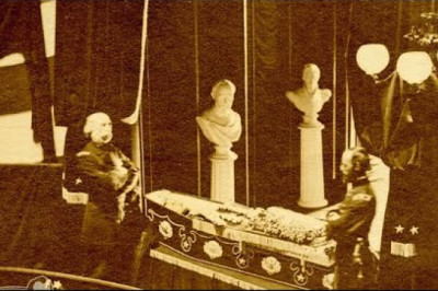 The Discovery of Abraham Lincoln's Coffin Photo
