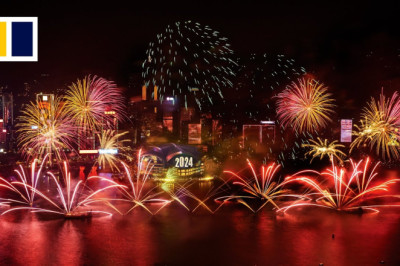 WATCH LIVE: Hong Kong rings in the new year
