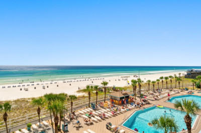 Vacation Rental Host | Elegantlivingnow.com