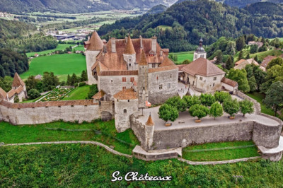 Switzerland's Amazing Castle: Tour of Chateau de Gruyères