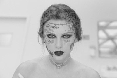 Taylor Swift - Fortnight (feat. Post Malone) (Official Music Video)