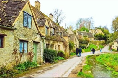 Bibury Village and Arlington Row Walk, English Countryside 4K
