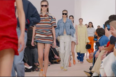 LOEWE Spring Summer 2026 women’s runway collection